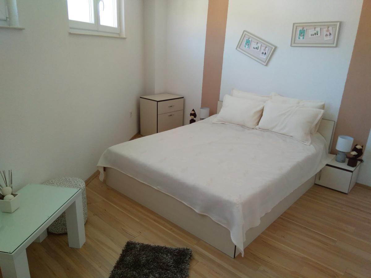 Biljana Lux Apartment โอครีด ภายนอก รูปภาพ