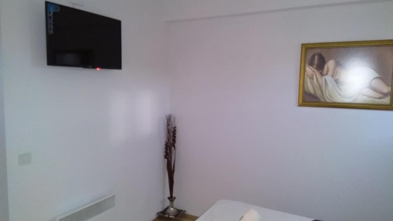 Biljana Lux Apartment โอครีด ภายนอก รูปภาพ
